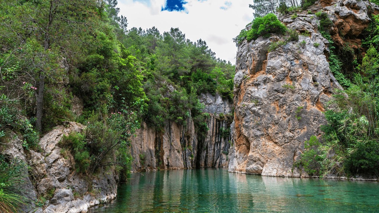 dónde está la fuente de los baños