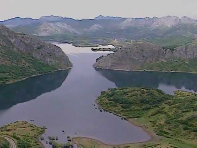 embalse barrios de luna agua embalsada