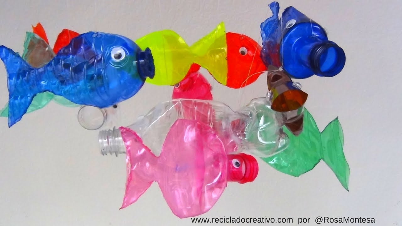 animales marinos con botellas de plastico