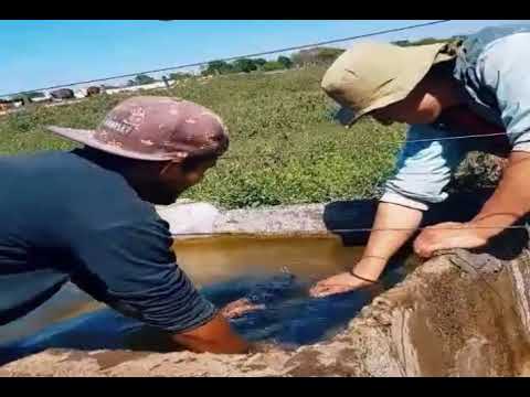 cómo sacar agua de un pozo sin motor