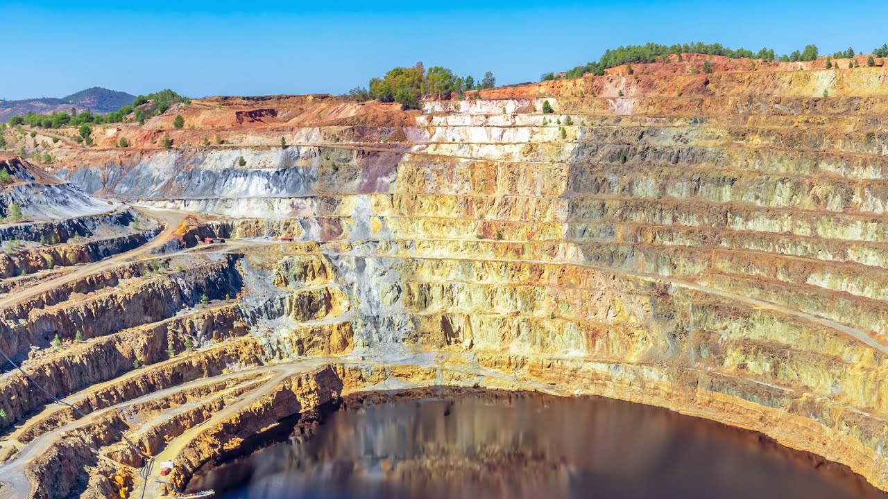 donde desemboca el rio tinto