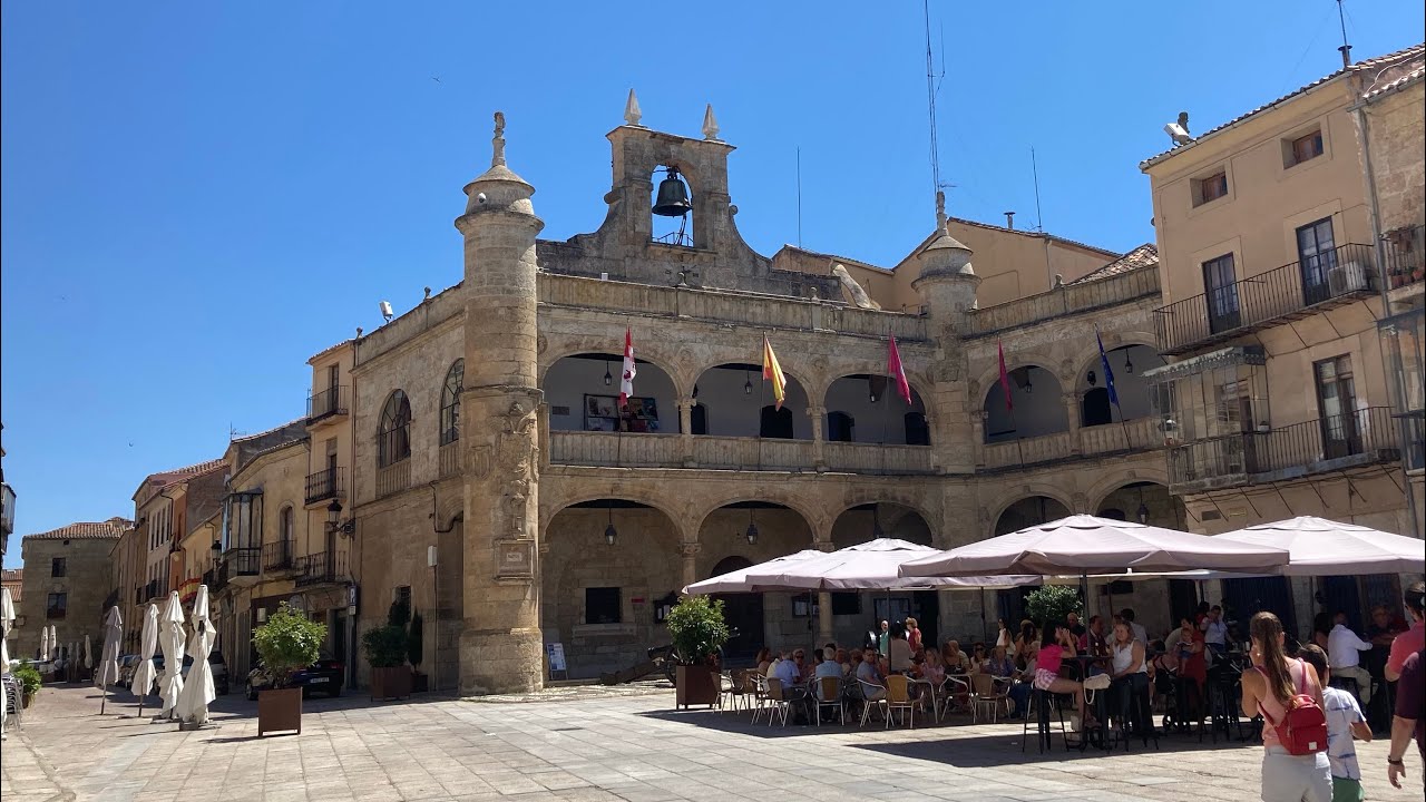 habitantes de ciudad rodrigo salamanca