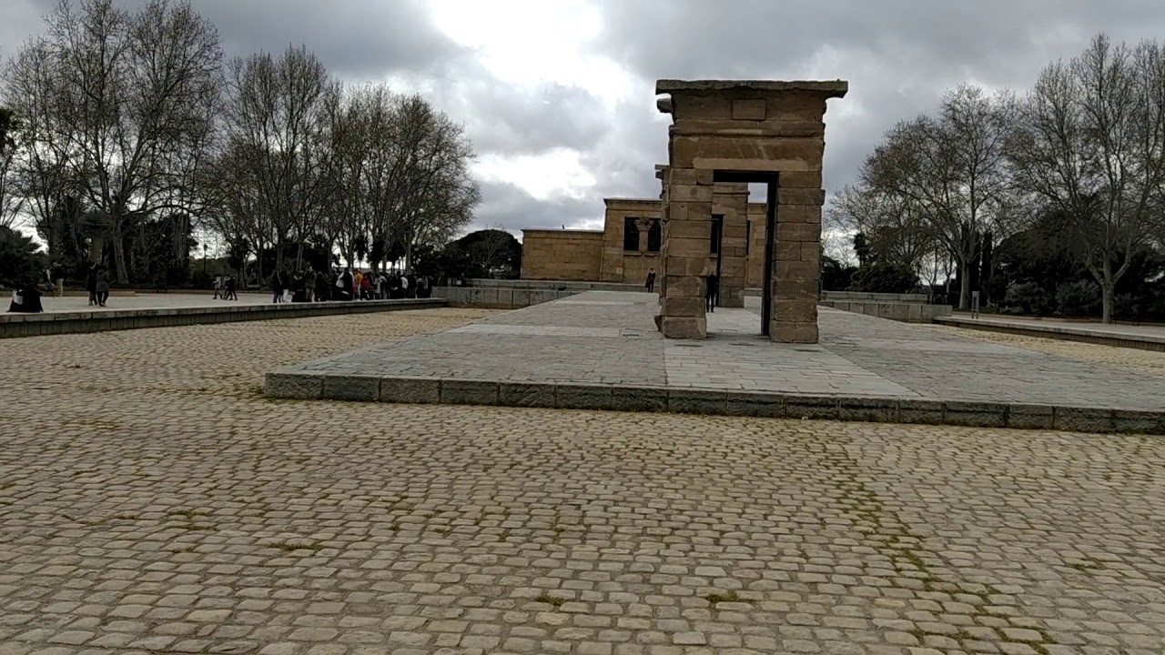 templo de debod sin agua