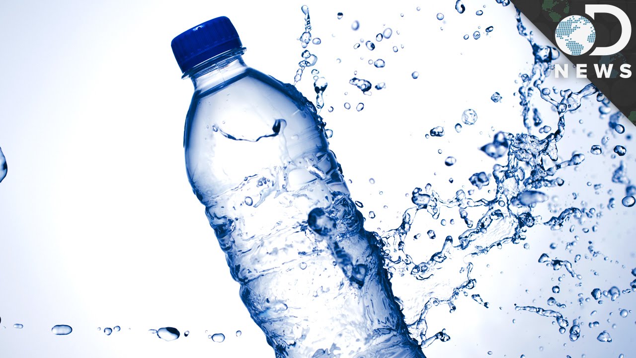 cuanto dura una botella de agua abierta